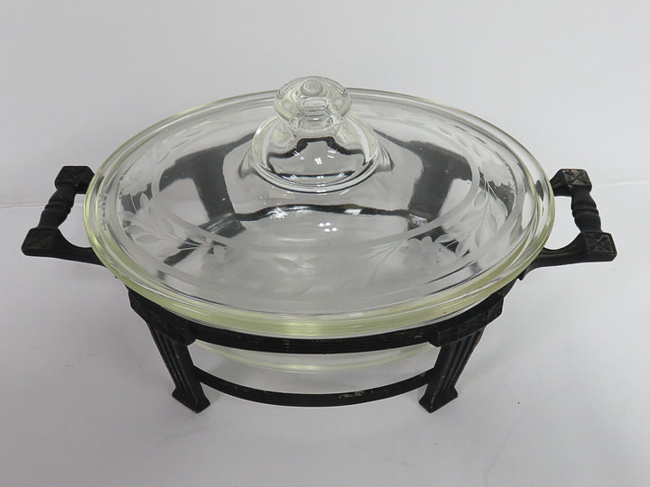 Pyrex Lidded Serving Dish