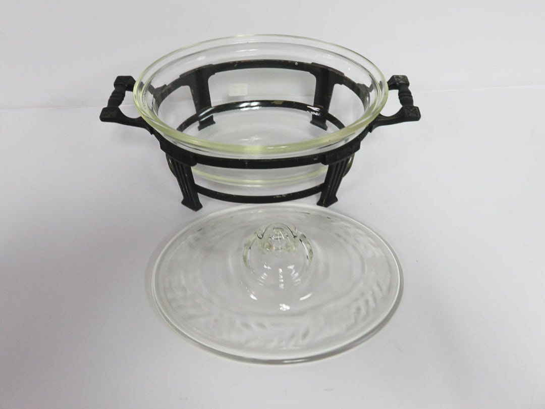 Pyrex Lidded Serving Dish