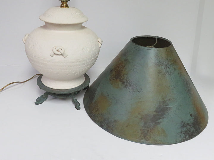 Cream Pottery Table Lamp