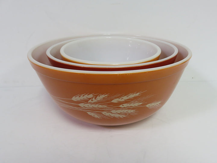 Pyrex Bowl Set