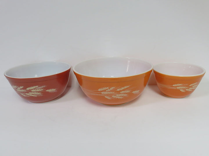 Pyrex Bowl Set