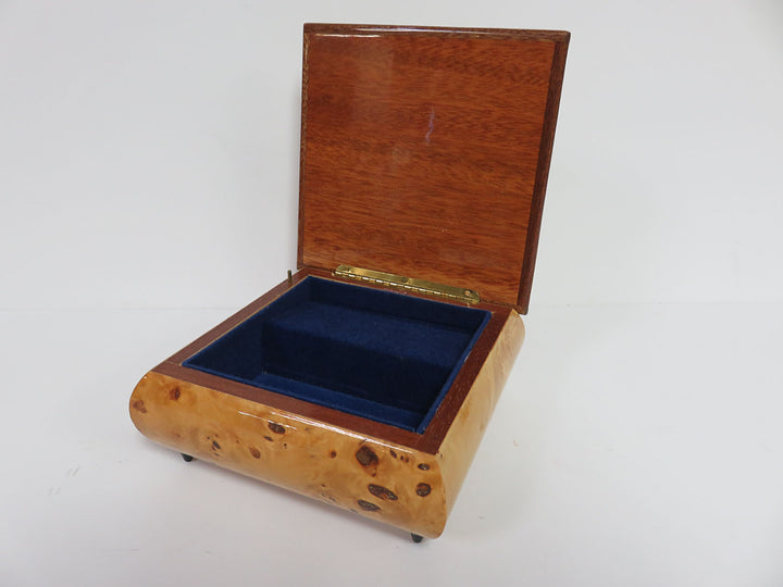 Reuge Marquetry Inlay Music Box