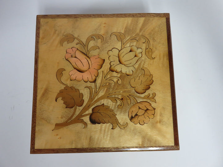 Reuge Marquetry Inlay Music Box