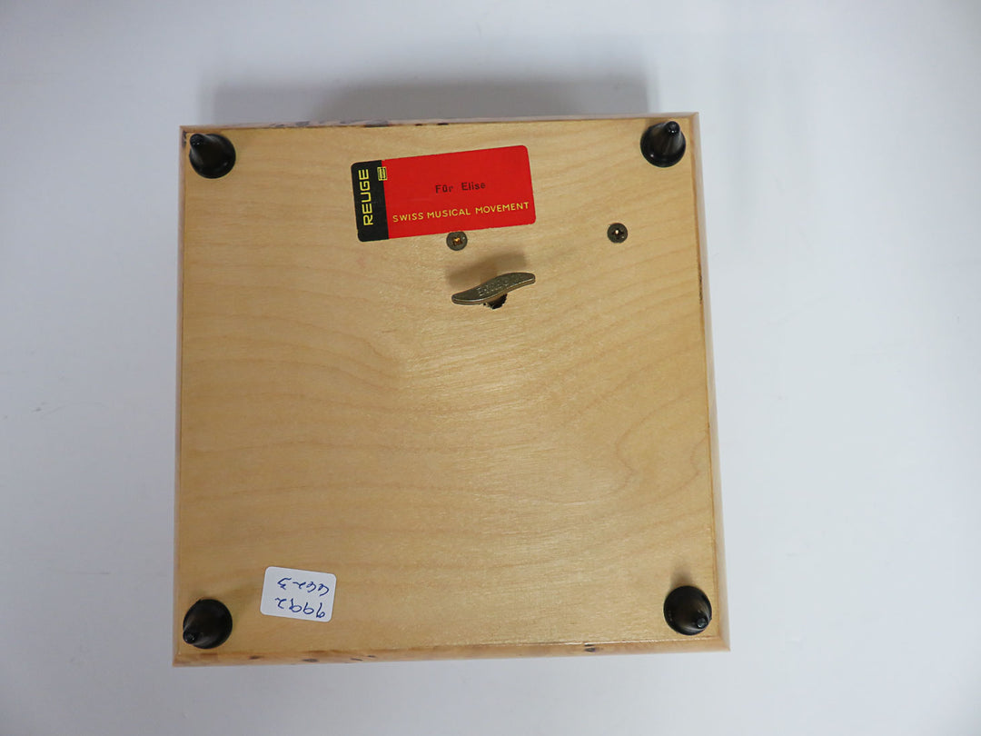 Reuge Marquetry Inlay Music Box