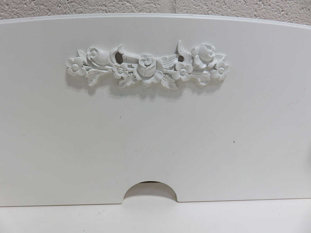 Pottery Barn White Desk and Chair