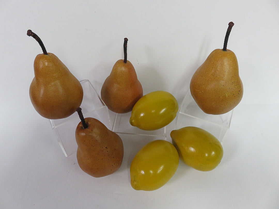 Decorative Fruit Pieces