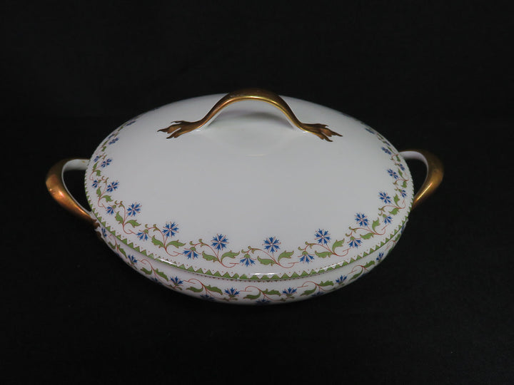 T&V Longchamps Covered Dish