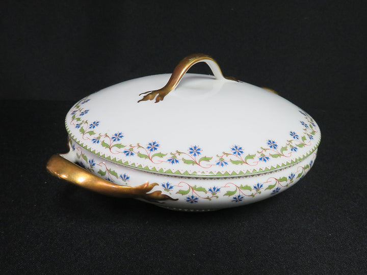 T&V Longchamps Covered Dish
