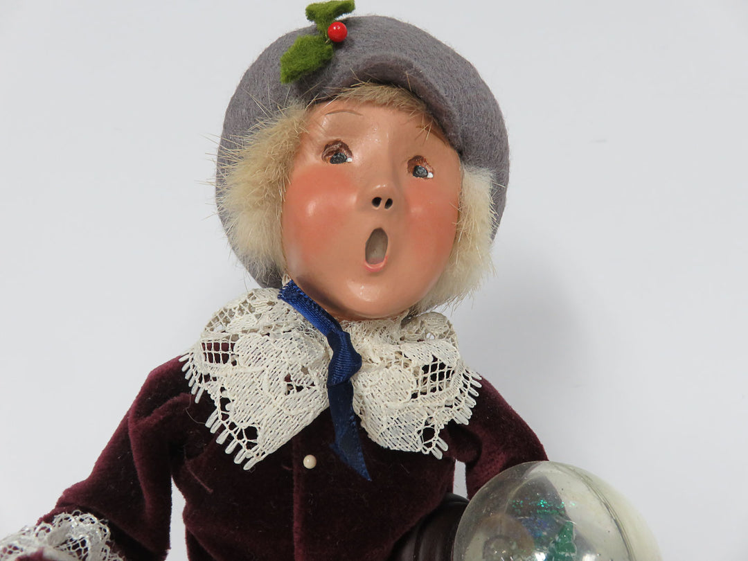 Byers Choice "Snow Globe" Carolers
