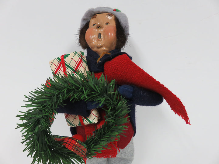 Byers Choice Ltd Caroler