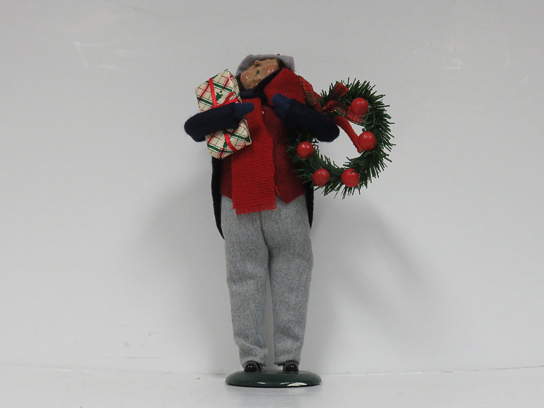 Byers Choice Ltd Caroler