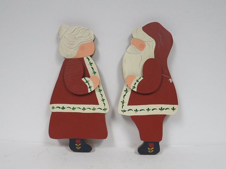 Mr & Mrs Clause Wall Decor