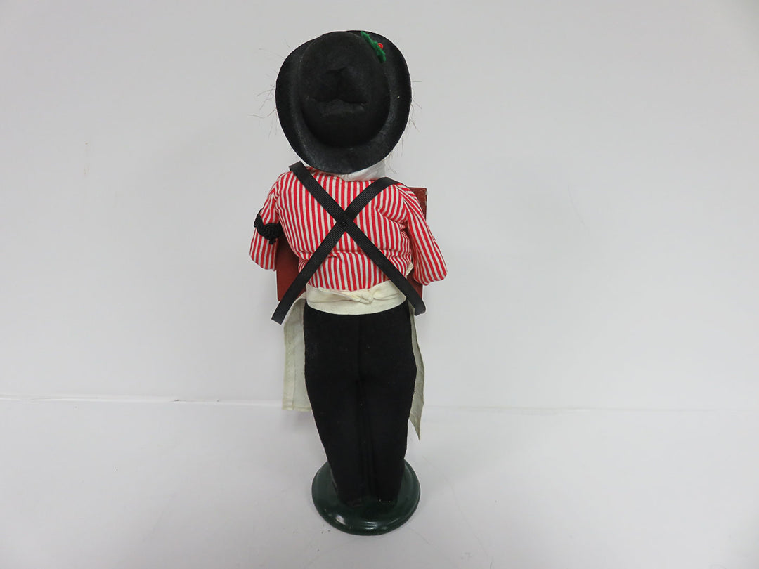 Byers Choice "Chocolatier" Caroler