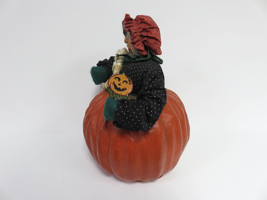 Vintage Halloween Pumpkin Lady