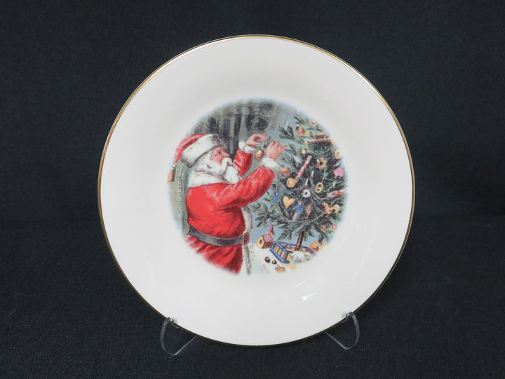 Pickard Christmas Dessert Plates