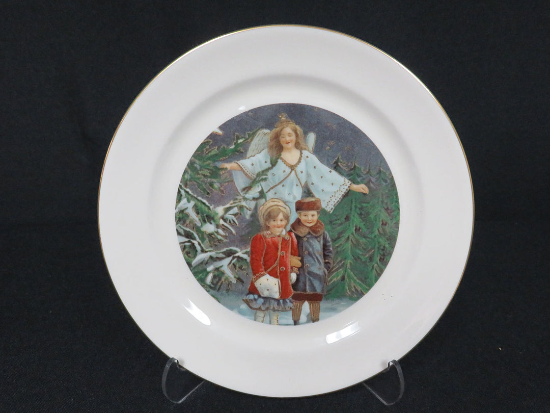 Pickard Christmas Dessert Plates