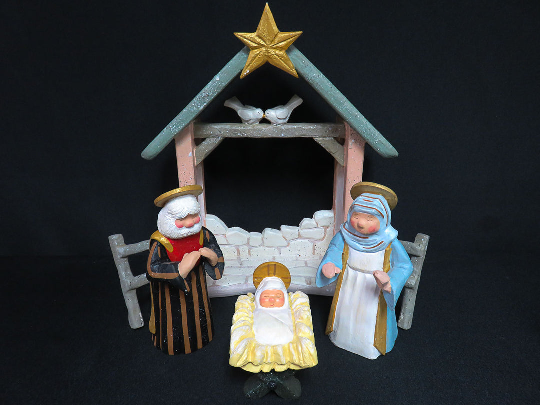 House of Hatten Nativity Set