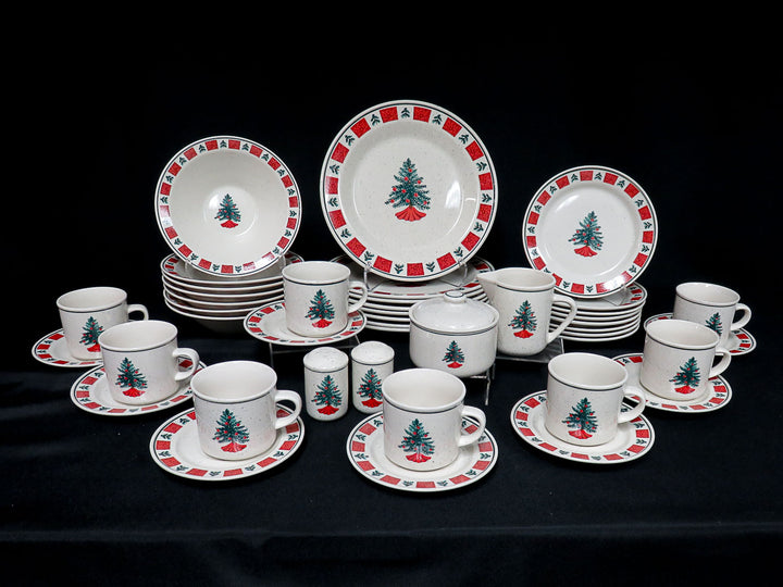 "Holiday Homecoming" Stoneware Set