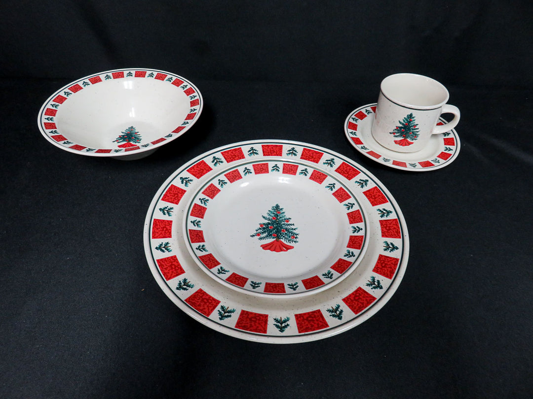 "Holiday Homecoming" Stoneware Set