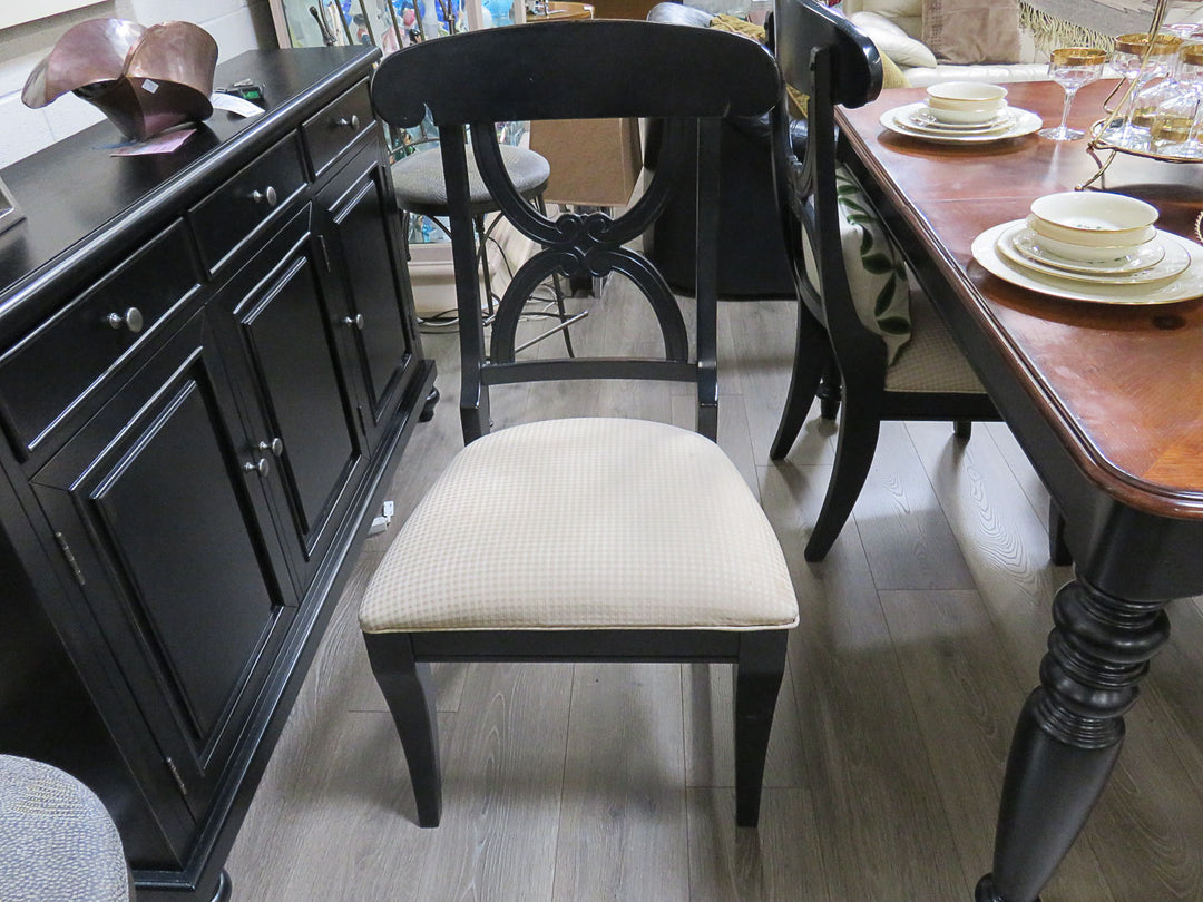 Farmhouse Style Table & Chairs