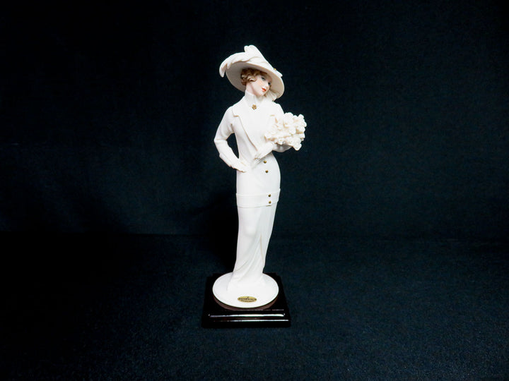 Giuseppe Armani Figurine