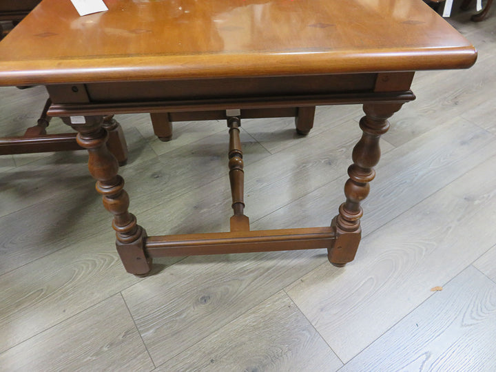 Lane End Table