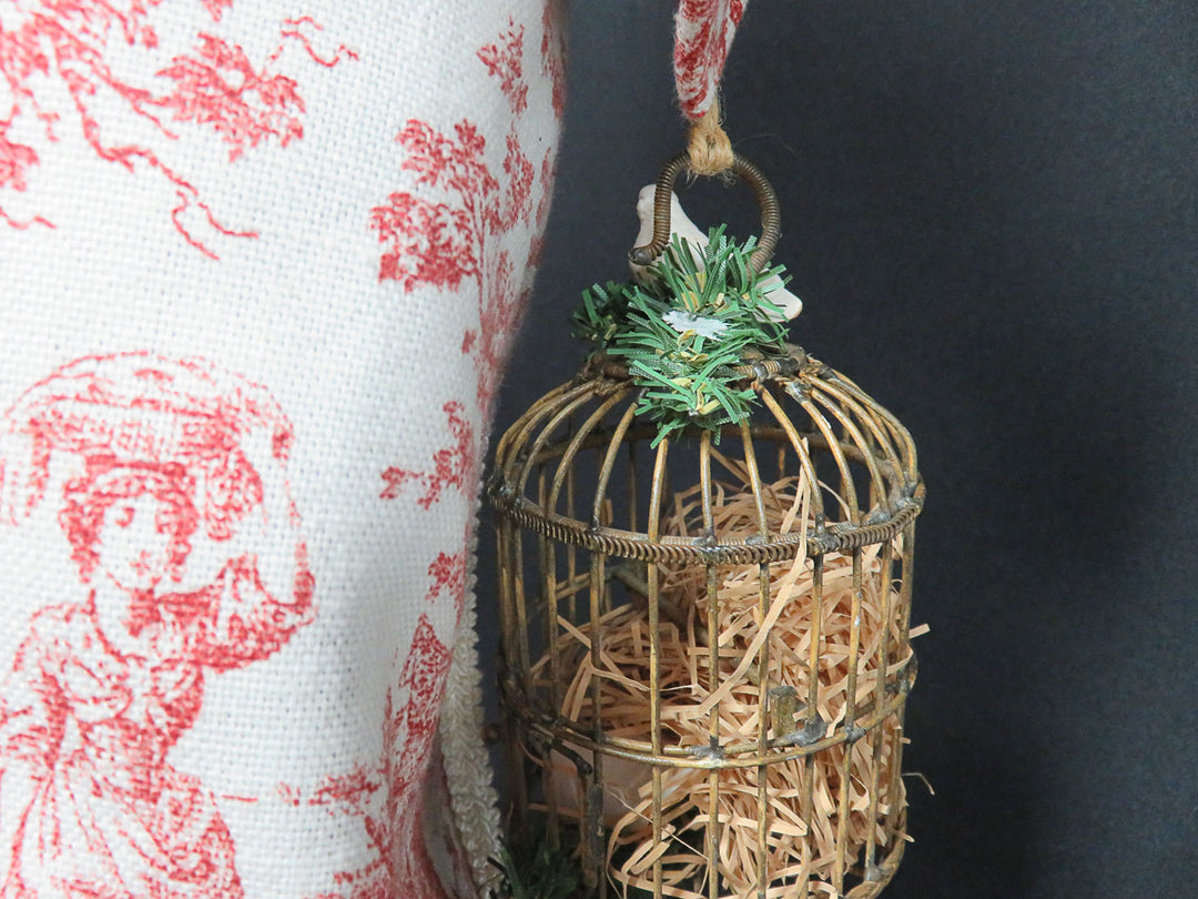 Lynn Haney Santa Figurine