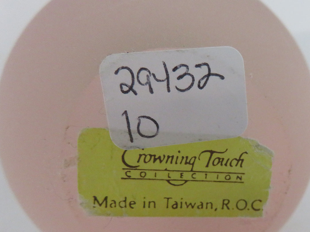 Crowning Touch Art Glass Apple