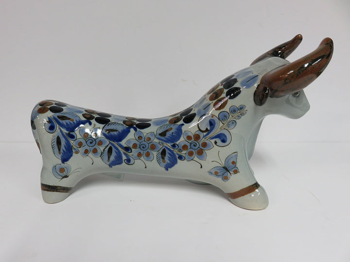 El Palomar Folk Art Bull