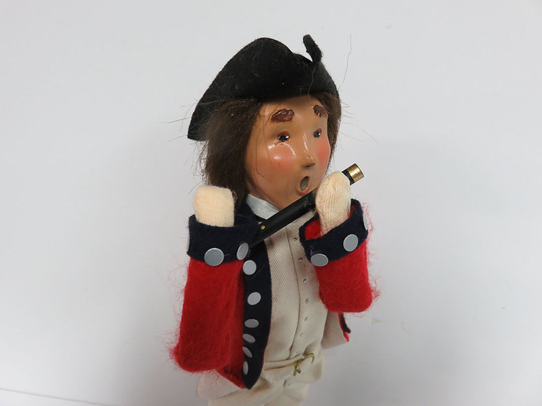 Byers Choice Williamsburg Soldier