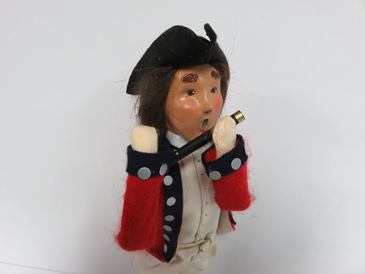 Byers Choice Williamsburg Soldier