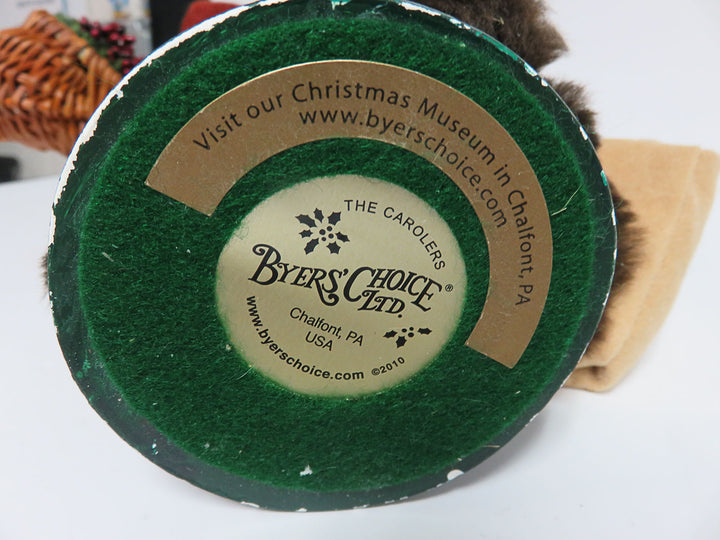 Byers Choice Father Christmas Caroler