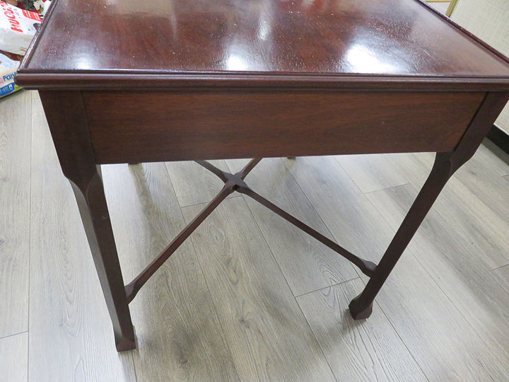 Sherrill Chippendale Style End Table