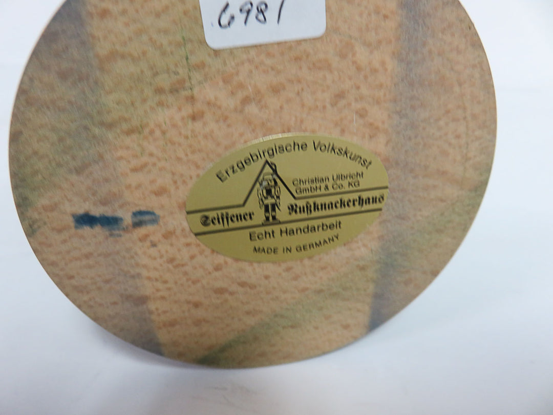 Erzgebirgische Volkskunst Nutcracker