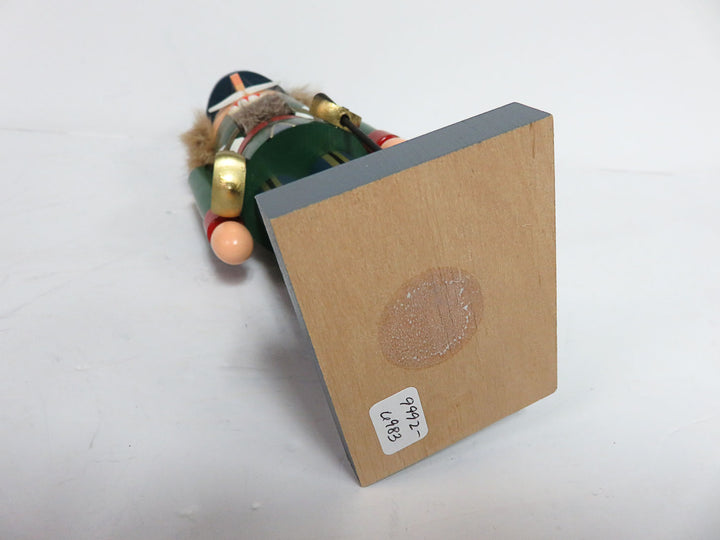 Erzgebirgische Volkskunst KWO Nutcracker