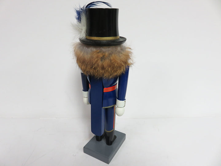 Erzgebirgische Volkskunst KWO Nutcracker
