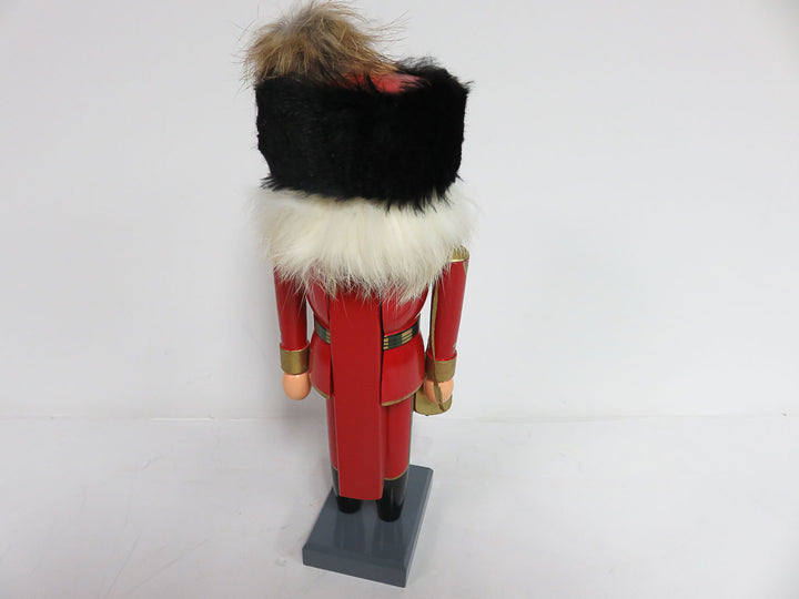Erzgebirgische Volkskunst KWO Nutcracker