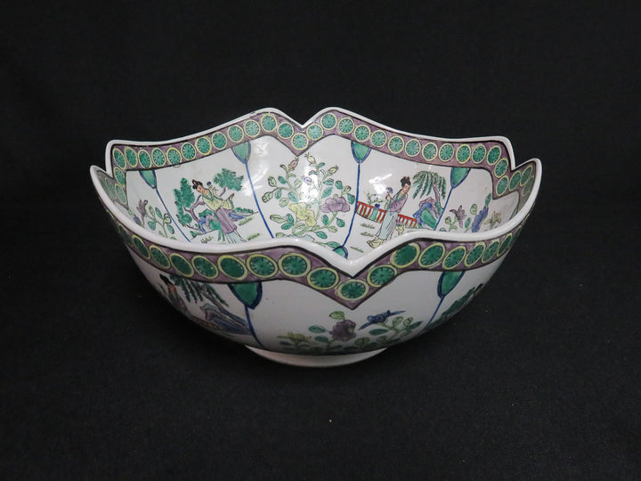 Famille Verti Decorative Bowl
