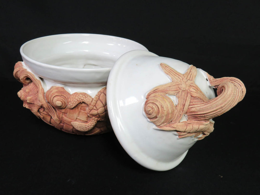 Charlestowne Art Pottery Covered Dish