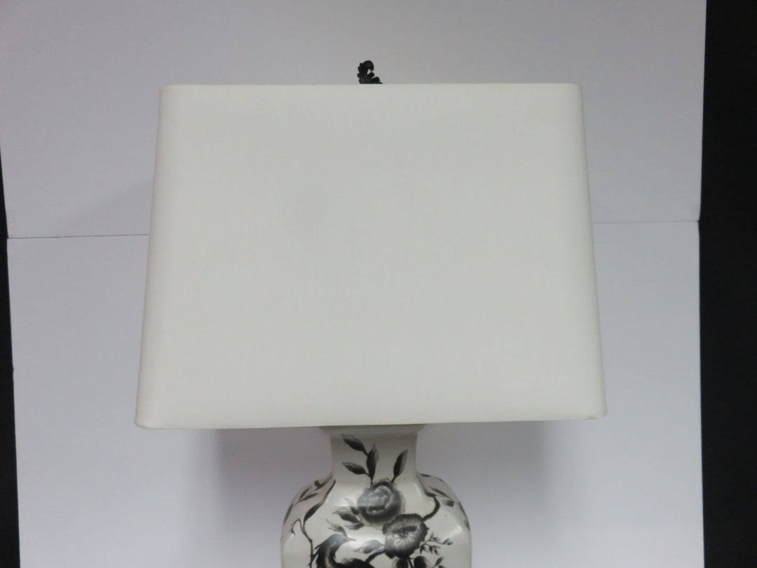 Chinoiserie Table Lamp
