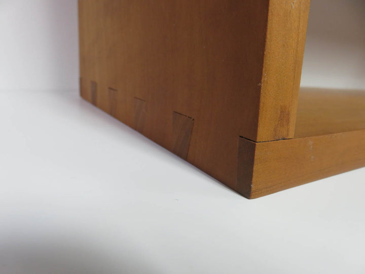 Shaker Hanging Shelf