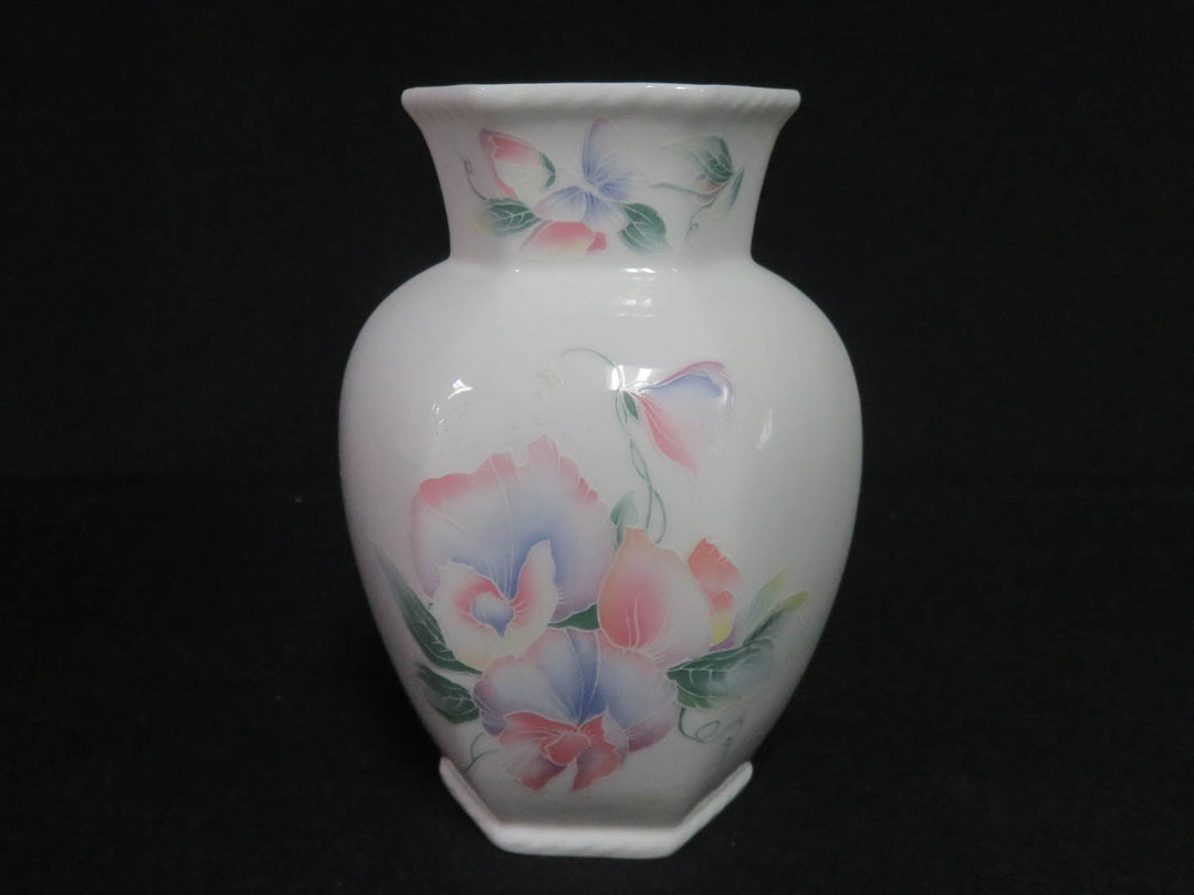 Aynsley Vase