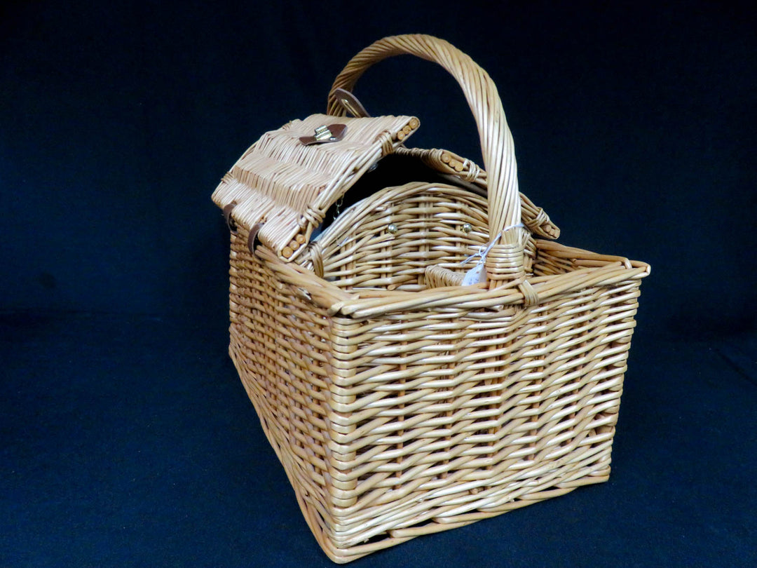 Wicker Picnic Basket for 2