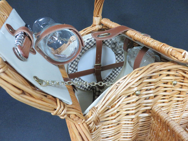 Wicker Picnic Basket for 2
