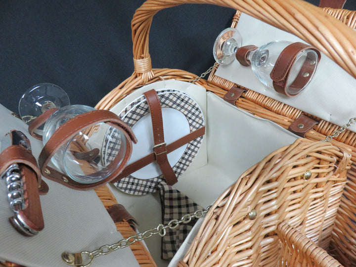 Wicker Picnic Basket for 2