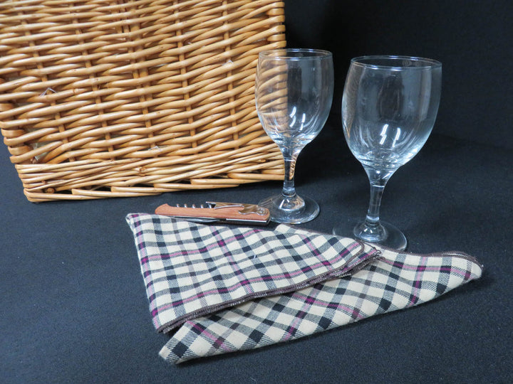 Wicker Picnic Basket for 2