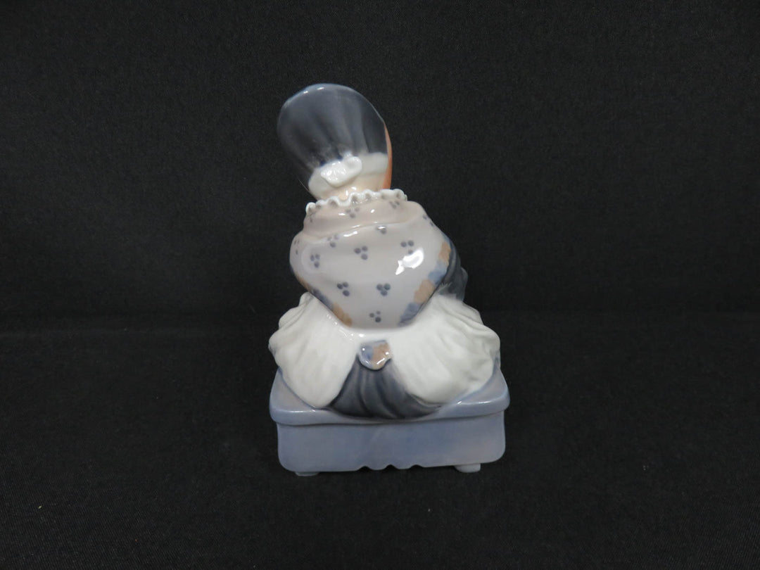 Royal Copenhagen Figurine