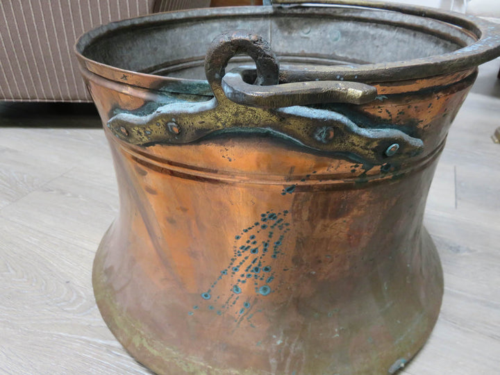 Vintage Copper Dovetail Cauldron