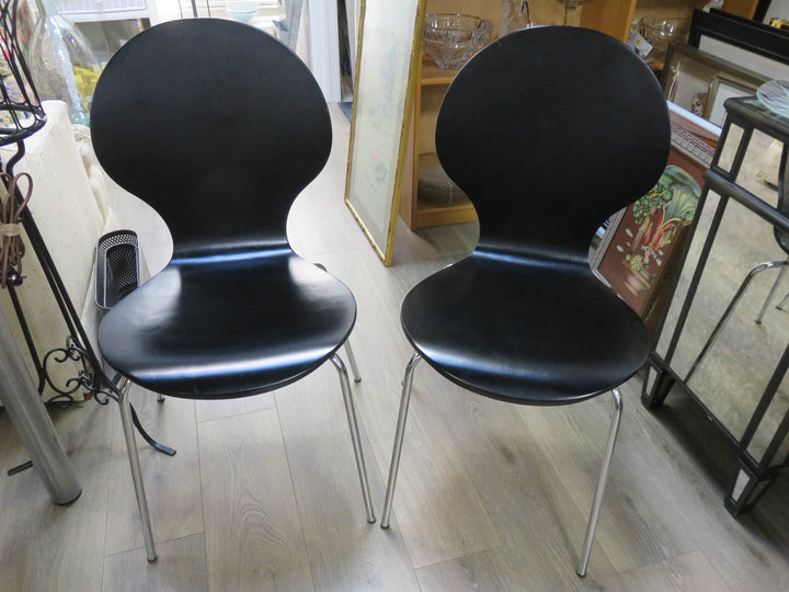 Pair of Stackable Chairs