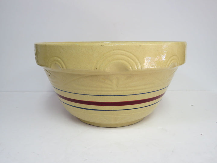 Roseville Dough Bowl